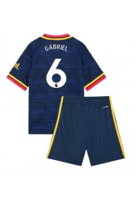 Arsenal Gabriel Magalhaes #6 Babyklær Borte Fotballdrakt til barn 2026-27 Korte ermer (+ Korte bukser)